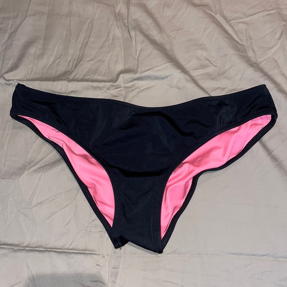Victoria’s Secret cheeky bottoms